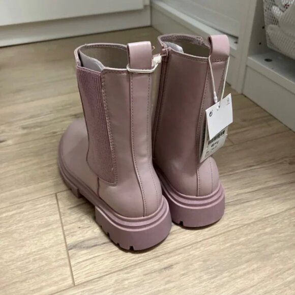 Zara Girls Rubberized Lug Sole Ankle Boots EUR 37 - Picture 3 of 6